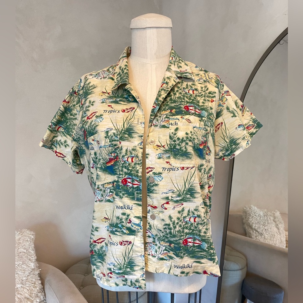 VINTAGE HAWAIIAN TROPICAL SHORT SLEEVE BUTTON DOWN SHIRT
